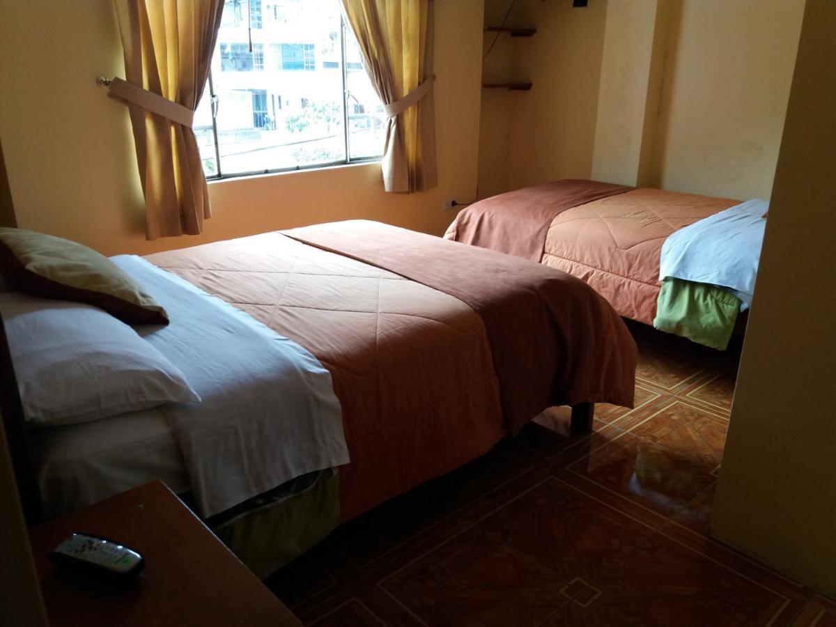 Hostal Amazonia y sol Baños Exterior foto